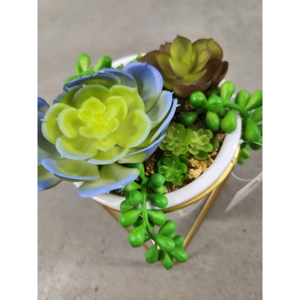 New faux potted plant in stand - Picture 2 of 2